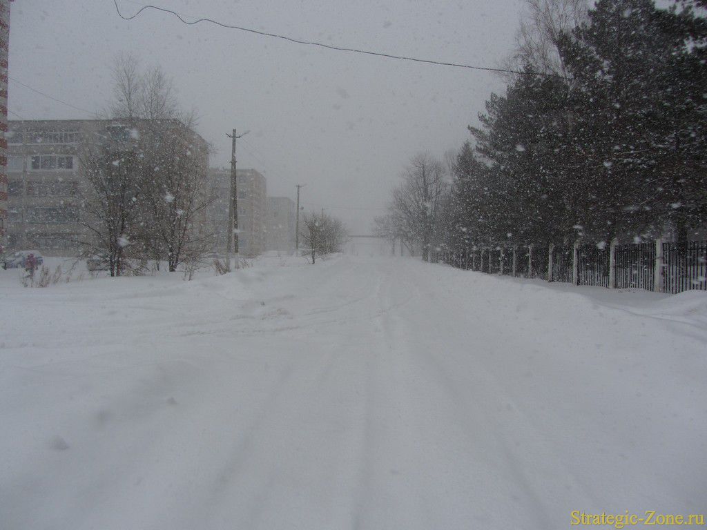 49 км Таёжное зима 2014
49 км Таёжное зима 2014 Центральная улица
